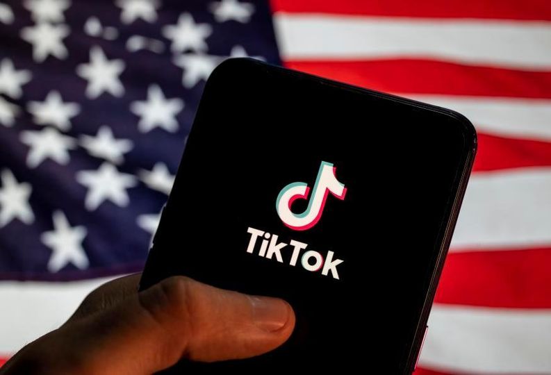 US Threatens TikTok Ban If Chinese Owners Don't Sell Stakes