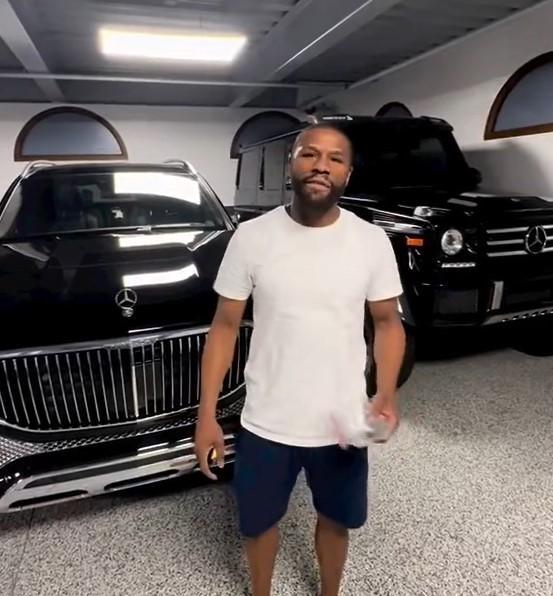 Boxing Legend Mayweather Shows Off Car Collection
